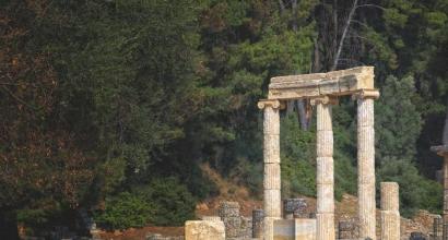 The “smell” of a thousand years of history - attractions of the Peloponnese