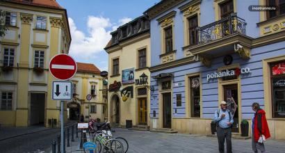 One day in Brno: what we saw, where we walked The square, the vegetable market and the fountain