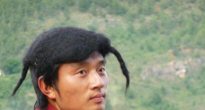 How does modern Bhutan live?