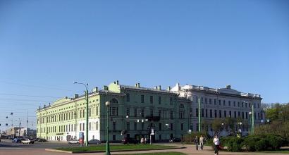 Dvortsovaya embankment: description, history, excursions, exact address Attractions of the Palace embankment